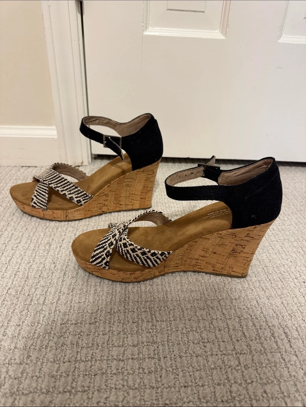 TOMS Black Ankle-Strap Wedges with Ikat Print - size 9